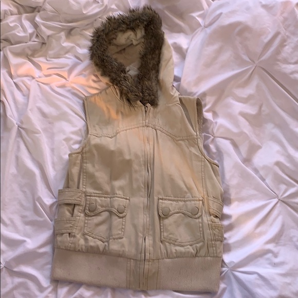 Vest - Picture 1 of 1